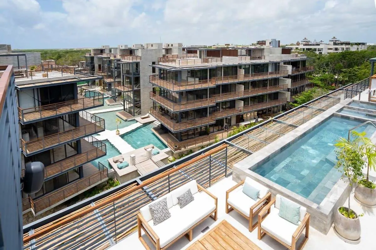 Ideal Location With Cenote Pools Gym Restaurant Tulum