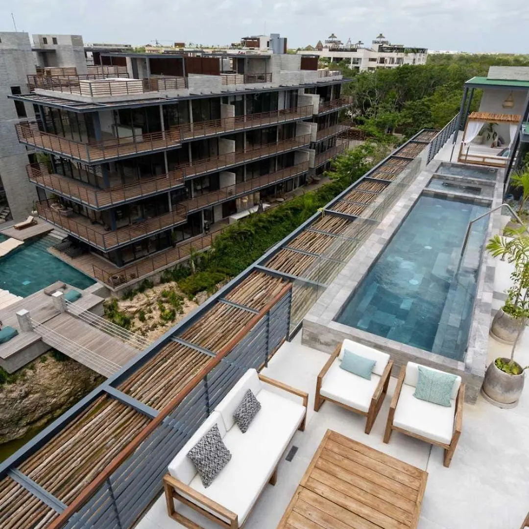 Ideal Location With Cenote Pools Gym Restaurant Tulum 0*,