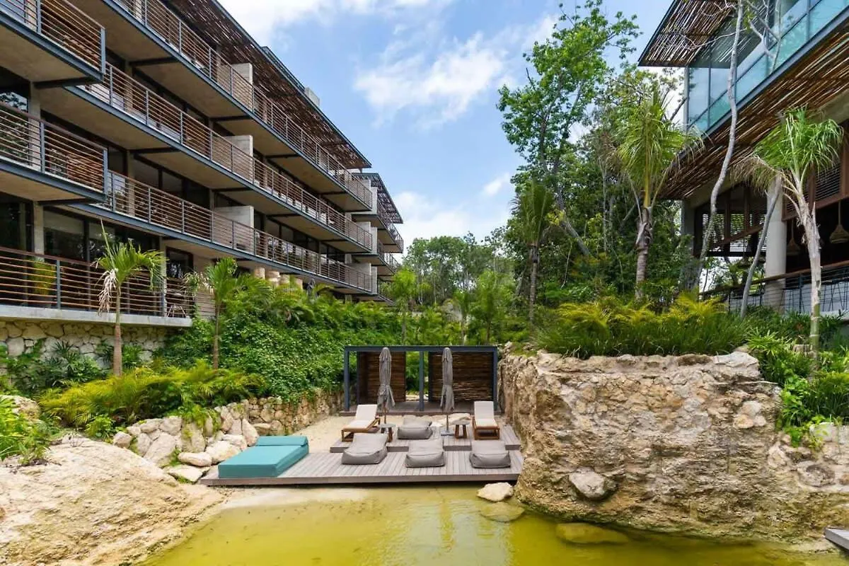 Ideal Location With Cenote Pools Gym Restaurant Tulum 0*,