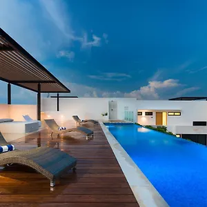 Infinity Tulum